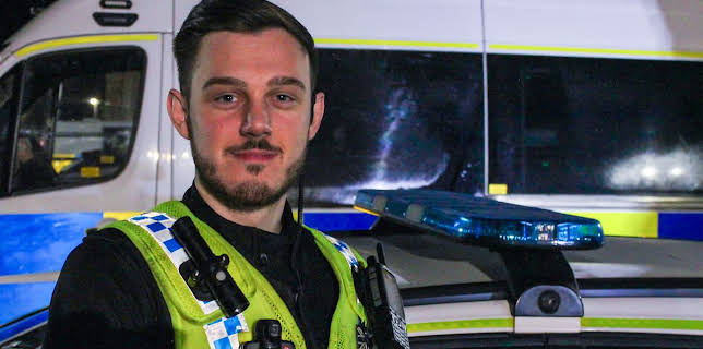 10:00 PM: Police: Night Shift 999 (S2 E5) (S2) | Paramount | 12/17 2025