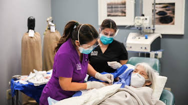 00:25: Dr. Pimple Popper (S4 E16) (S4) | TLC | 6/13 2026