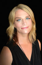 Lisa Remington som Director