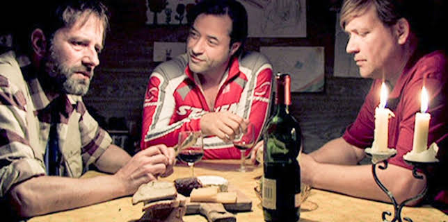 21:45: Bis zum Ellenbogen | Arte | 3/16 2026