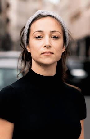 Aenne Schwarz as 