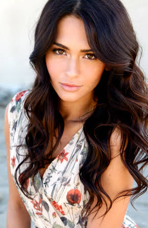 Antoinette Kalaj as Simi