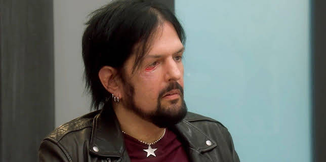 19:30: Verpfuscht - Ein Fall für die Beauty-Docs | Sixx | 12/24 2025