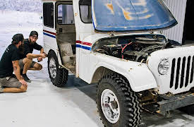 Holden Bros. Restos, Season 1: Haulin' the Mail