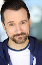 Josh Robert Thompson como Narrator 
  
  
  (voice)