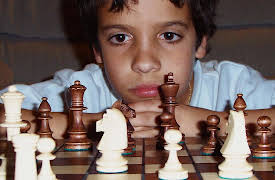 The Lives of Fèlix, Season 1: Chess