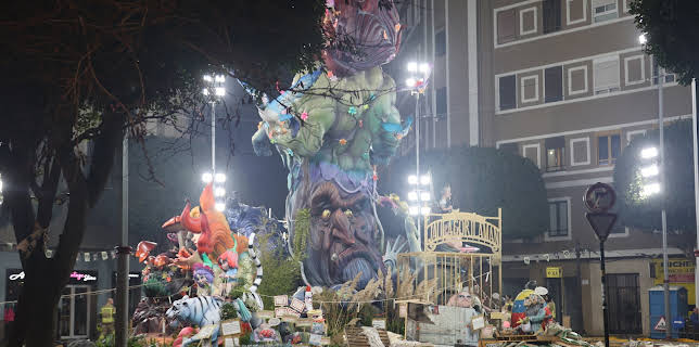 10:35: Valencias Feuer - Fiesta | 3SAT | 3/15 2026