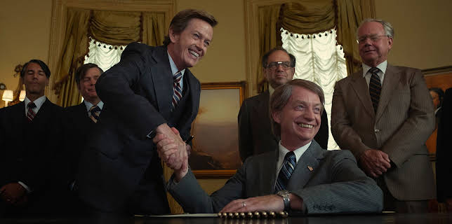 22:35: Hunters (S1 E8) (S1) | Viasat Series | 1/27 2026