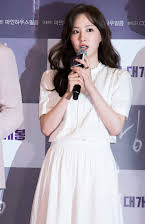 Soo-Kyung Kim as Yeon-ju