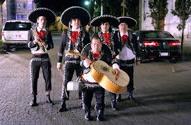 Nosotros Los Guapos season-1: Nosotros Los Guapos Capítulo 4