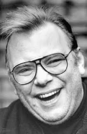 Richard Ridings as Mr. Lipa