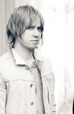 Bryce Soderberg como 