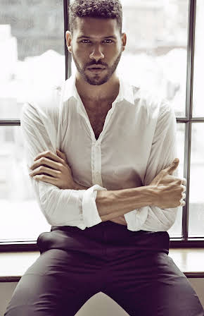 Jeffrey Bowyer-Chapman as Charles