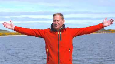 7:35 AM: Great Coastal Railway Journeys (S1 E8) (S1) | Yesterday | 4/11 2026