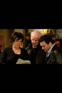 18:10: Republic of Doyle (T1): Ep.8 La caja fuerte delatora | COSMO | 9/16 2026