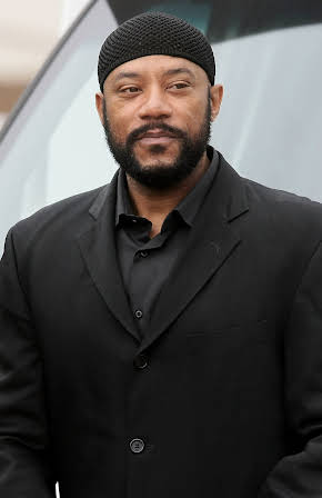 Ricky Harris as 