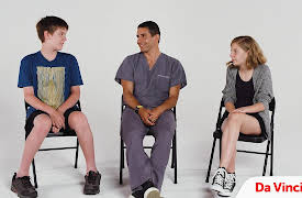 Kids Meet: Kids Meet a Plastic Surgeon