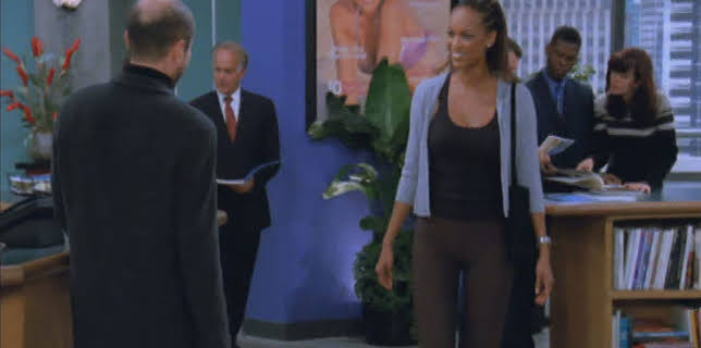 07:00: Just Shoot Me! (S3 E15) (S3) | TV6 | 2/5 2026