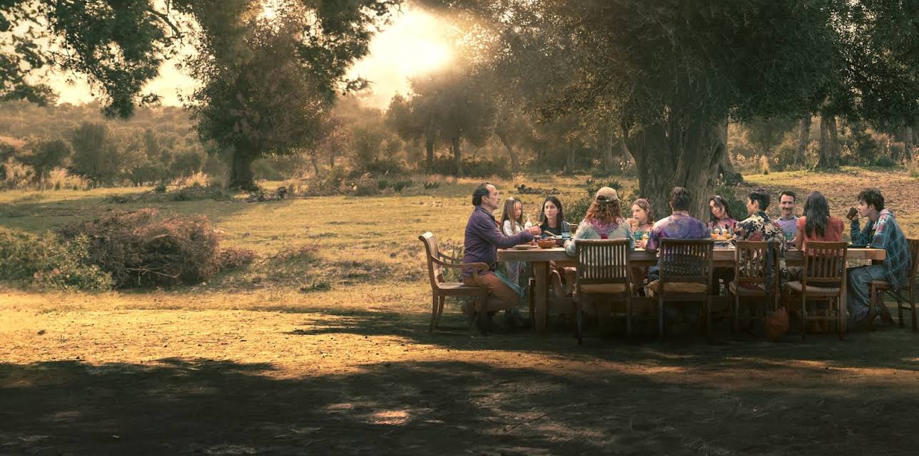 Familia (2023)