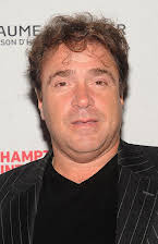 Michael Rispoli como 