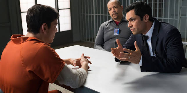 12:00 AM: Law & Order: Special Victims Unit (S15 E13) (S15) | 5 USA | 12/20 2025