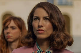 Women in Blue: María