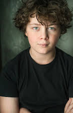Benjamin Wosk as Charlie Roberts