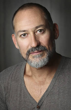 Daniel Albaladejo as 