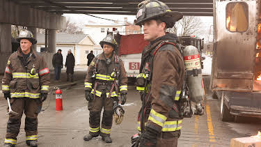 14:15: Chicago Fire (S12 E1) (S12) | TV3 | 8/17 2026