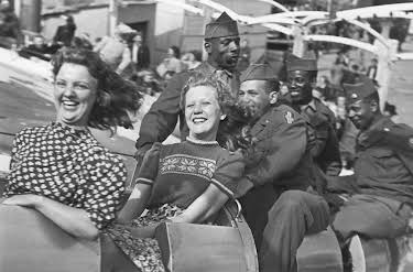 22:45: Ku'damm 77 - Die Dokumentation | ZDF | 1/12 2026