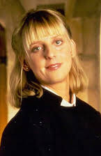 Emma Chambers som 