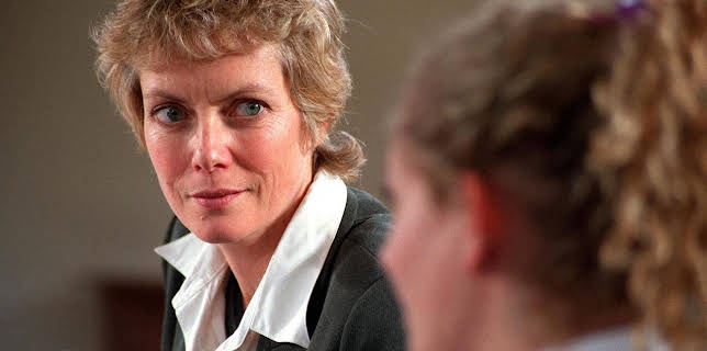 8:00 PM: Judge John Deed (S1 E5) (S1) | Drama | 11/17 2025