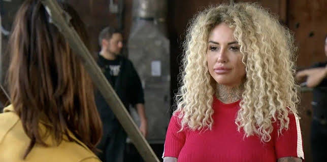 01:35: Verpfuscht - Ein Fall für die Beauty-Docs | Sixx | 1/17 2026