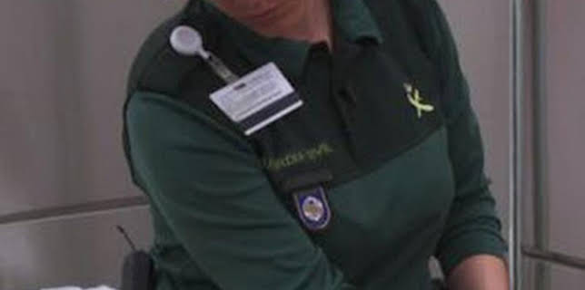 23:27: Control de fronteras: España: Episodio 3 | Discovery Max | 12/24 2025