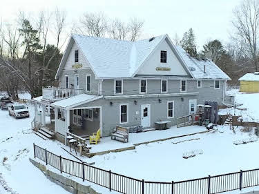 06:25: Vacation Home: Makeover für Ferienhäuser | Sixx | 4/30 2026