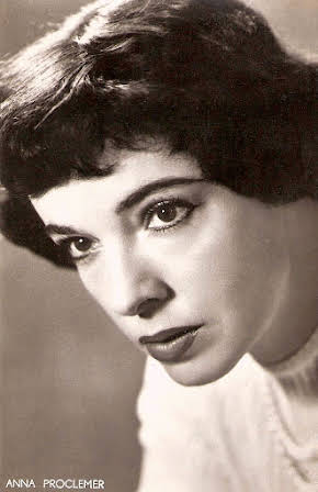 Anna Proclemer as La prostituta