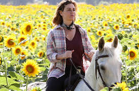 Fosca Innocenti (English Subtitles): A Proper Burial (English Subtitles)