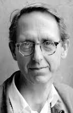 Jonas Cornell som Director