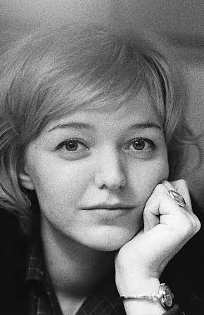 Elina Salo as 
