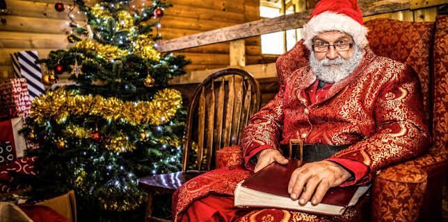 Christmas In the Cotswolds