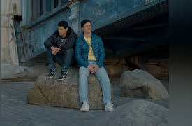 Woke (Les Engagés): Opening Up