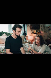 19:15: Mademoiselle Holmes (T2): Ep.2 En la jaula | COSMO | 4/8 2026