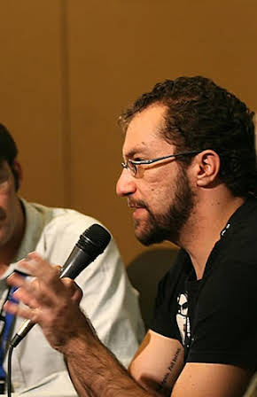 Sandro Halphen as Producer