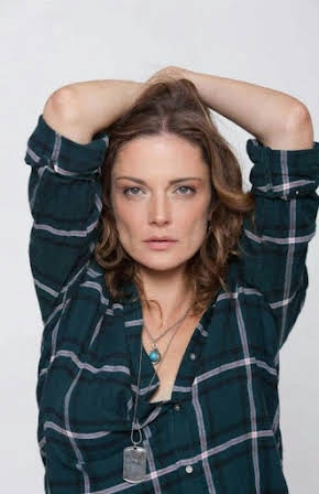 Teodora Duhovnikova as 