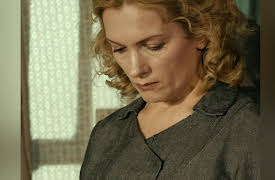 Officer's Wives: Episode 1