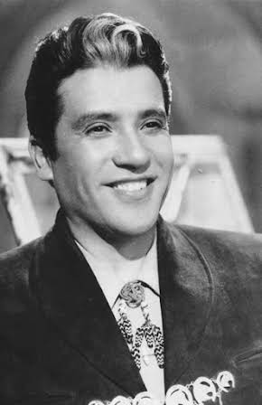 Miguel Aceves Mejía as 