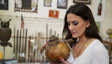 Baggage Battles (S4 E7)