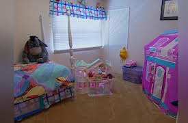 House Hunters: Military Veterans Volume 1: Moving Closer to the Children