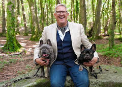 Dogs Behaving (Very) Badly