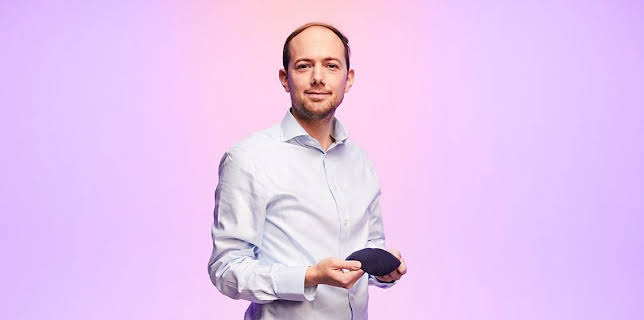 1:00 PM: What's on Your Head? (S1) | Cbeebies | 12/15 2025